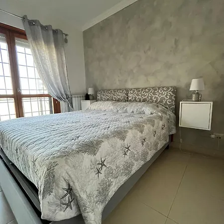Apartamento Divino Amore Roma